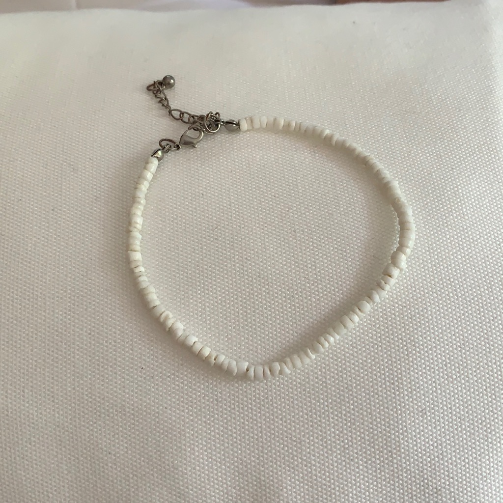 Thin Puka Shell Anklet